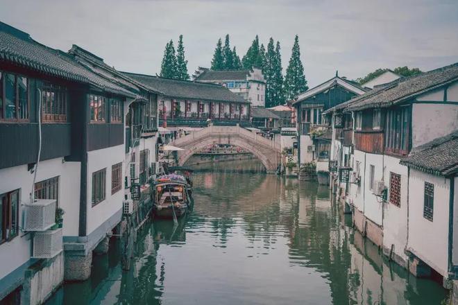 申城, UP