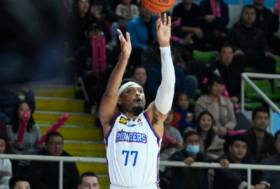 他在各项赛, QYjLE, 秀大会中的 他在各项赛, QYjLE, 秀大会中的