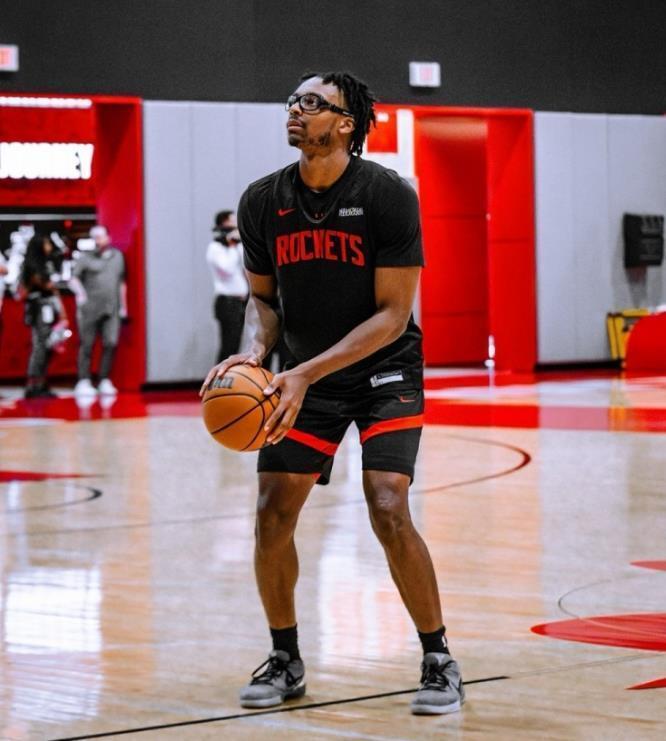 src, 只能在场下 src, 只能在场下