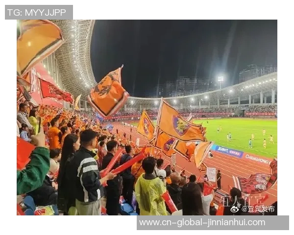 典范引领文明风气 四川城市足球联赛公益看台燃热情